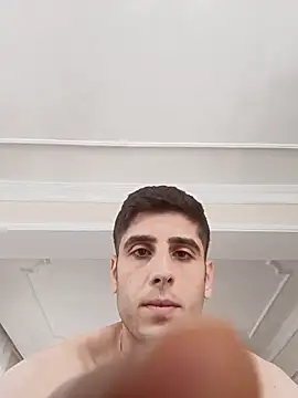 Snapshot of arenn1997 chatting on October 22, 12:16 pm arenn1997 online show from October 22, 12:16 pm