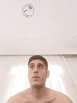 Snapshot of arenn1997 chatting on October 25, 12:02 pm arenn1997 online show from October 25, 12:02 pm