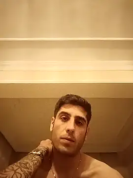 Snapshot of arenn1997 chatting on October 30, 12:34 am arenn1997 online show from October 30, 12:34 am