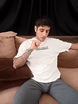 Snapshot of arenn1997 chatting on November 4, 11:53 am arenn1997 online show from November 4, 11:53 am