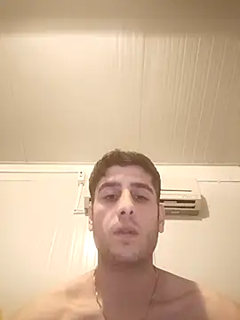 Snapshot of arenn1997 chatting on November 23, 12:21 am arenn1997 online show from November 23, 12:21 am