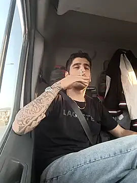 Snapshot of arenn1997 chatting on November 27, 1:02 pm arenn1997 online show from November 27, 1:02 pm