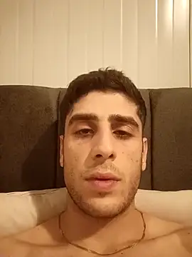 arenn1997 online show from February 1, 10:08 pm