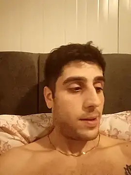 arenn1997 online show from February 11, 12:26 am