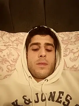 arenn1997 online show from February 18, 12:28 am