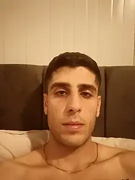 arenn1997 online show from February 22, 11:36 pm