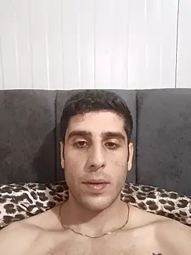 arenn1997 online show from April 13, 12:16 am