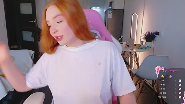cinnabon girls online show from June 24, 12:37 pm