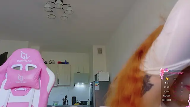 cinnabon girls online show from June 30, 3:24 pm