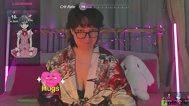 Snapshot of dreamgirllovee chatting on December 16, 4:02 am dreamgirllovee online show from December 16, 4:02 am