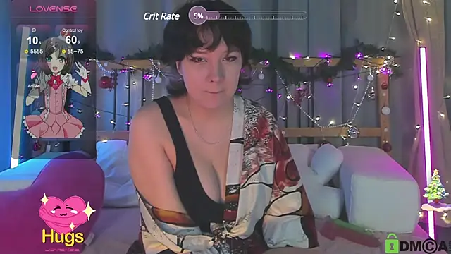 Snapshot of dreamgirllovee chatting on December 18, 4:53 am dreamgirllovee online show from December 18, 4:53 am