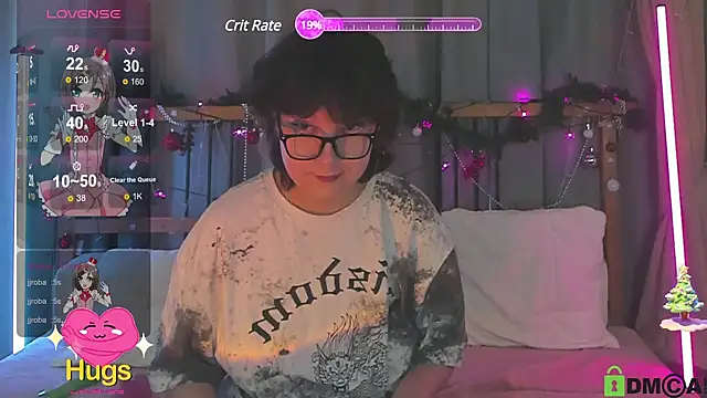 Snapshot of dreamgirllovee chatting on December 20, 7:44 am dreamgirllovee online show from December 20, 7:44 am