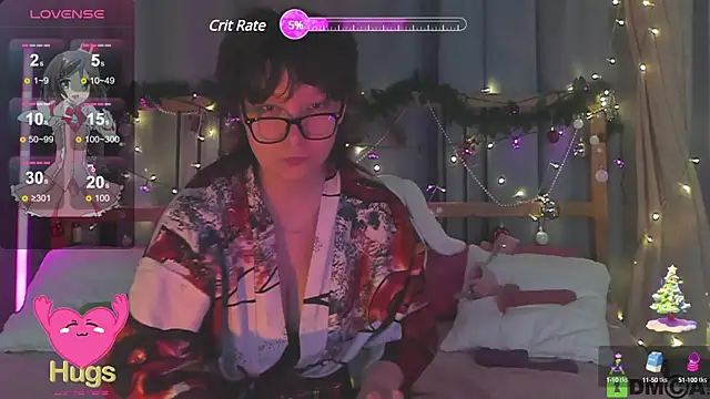 Snapshot of dreamgirllovee chatting on January 12, 4:42 am dreamgirllovee online show from January 12, 4:42 am
