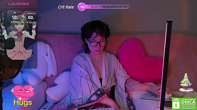 Snapshot of dreamgirllovee chatting on January 18, 4:48 am dreamgirllovee online show from January 18, 4:48 am