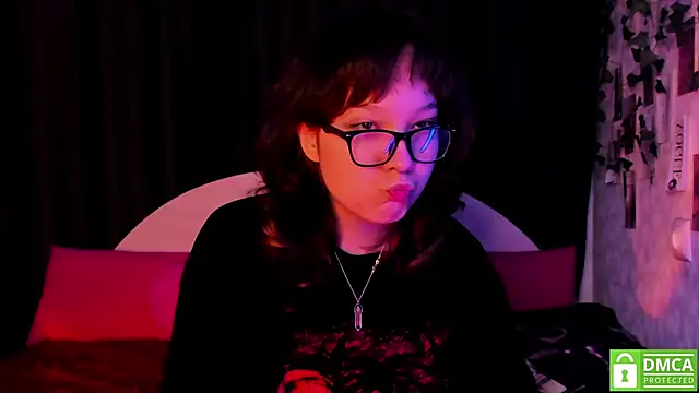 dreamgirllovee online show from October 22, 10:09 pm