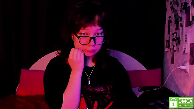 dreamgirllovee online show from October 24, 10:06 pm