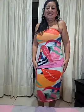 Snapshot of viollett_28 chatting on February 23, 12:41 am viollett 28 online show from February 23, 12:41 am