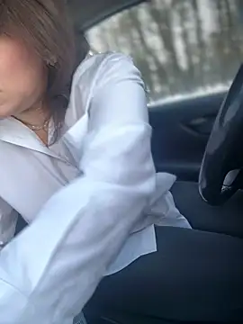 Snapshot of ZhenjaPoledance chatting on February 17, 6:32 am ZhenjaPoledance online show from February 17, 6:32 am