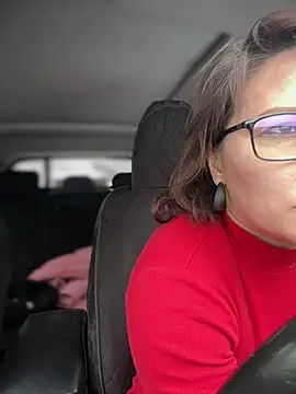 Snapshot of ZhenjaPoledance chatting on February 24, 7:28 am ZhenjaPoledance online show from February 24, 7:28 am