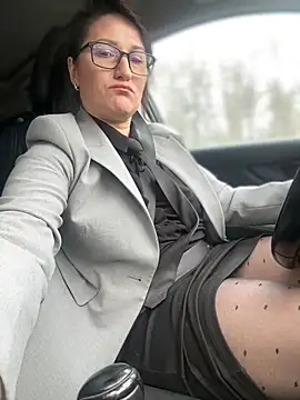 Snapshot of ZhenjaPoledance chatting on March 8, 8:51 am ZhenjaPoledance online show from March 8, 8:51 am