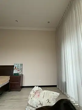 Hott Lolla online show from February 26, 8:13 am