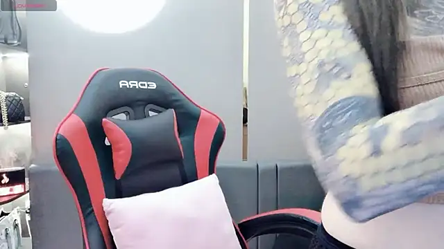 witch-39 online show from December 14, 6:56 am