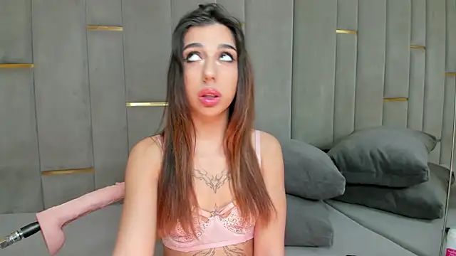 Snapshot of eva_lim chatting on October 24, 3:52 pm eva lim online show from October 24, 3:52 pm