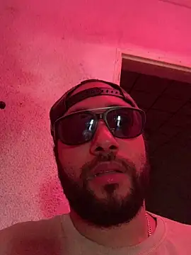 eljefedamino1994 online show from June 27, 10:53 am