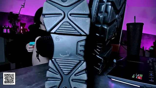  Goddess Misha  online show from March 27, 9:03 pm