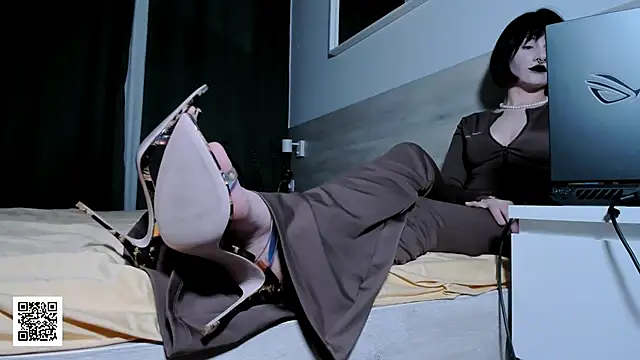  Goddess Misha  online show from April 10, 9:08 pm