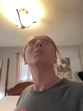 Snapshot of lezbean24 chatting on January 31, 8:07 pm lezbean24 online show from January 31, 8:07 pm