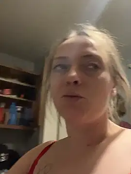 Snapshot of lezbean24 chatting on February 3, 2:53 am lezbean24 online show from February 3, 2:53 am