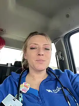 Snapshot of lezbean24 chatting on February 9, 7:07 pm lezbean24 online show from February 9, 7:07 pm