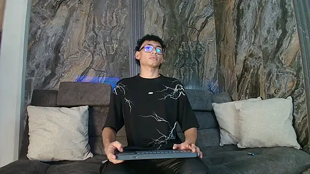 Daviid laidd online show from February 27, 7:58 pm