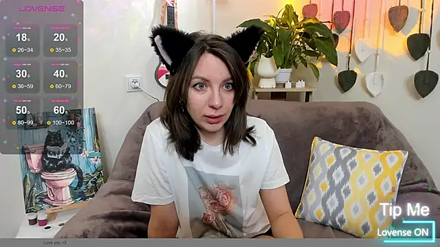 Snapshot of MelodyBlosom chatting on January 25, 6:23 am MelodyBlosom online show from January 25, 6:23 am