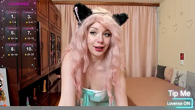 Snapshot of MelodyBlosom chatting on February 27, 10:15 am MelodyBlosom online show from February 27, 10:15 am