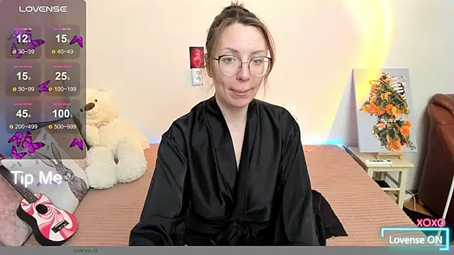 Snapshot of MelodyBlosom chatting on March 15, 11:19 am MelodyBlosom online show from March 15, 11:19 am