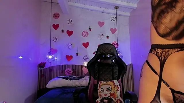 Snapshot of IamNayuta chatting on February 13, 3:24 am IamNayuta online show from February 13, 3:24 am