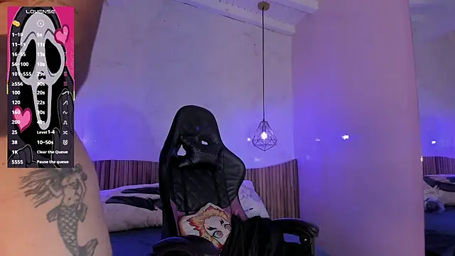 Snapshot of IamNayuta chatting on February 27, 3:17 am IamNayuta online show from February 27, 3:17 am