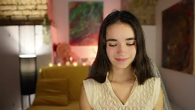 Gia Paige18 online show from December 3, 12:16 pm