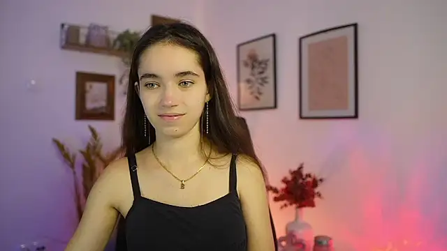 Gia Paige18 online show from October 11, 1:09 pm