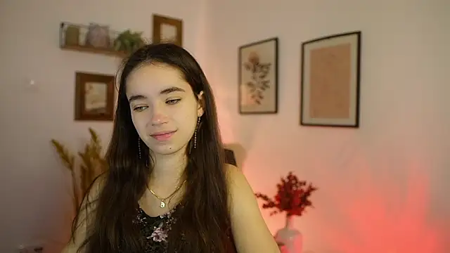 Gia Paige18 online show from October 12, 8:13 am