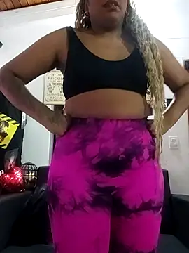 ELLA KELLY online show from October 23, 12:04 pm