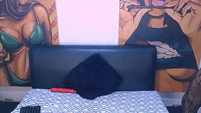 Snapshot of Ebonycutiex chatting on May 20, 7:31 pm Ebonycutiex online show from May 20, 7:31 pm