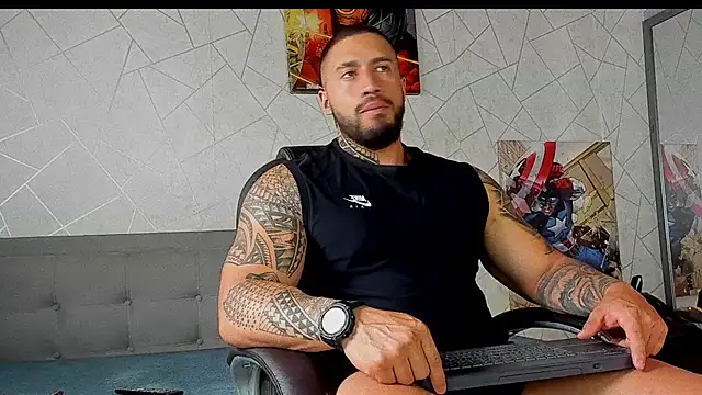 Snapshot of Cristian_Walker chatting on February 22, 1:31 pm Cristian Walker online show from February 22, 1:31 pm