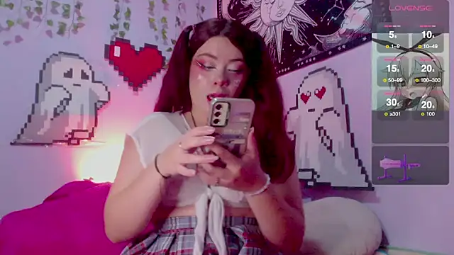 Erza escarleth online show from March 11, 12:11 am