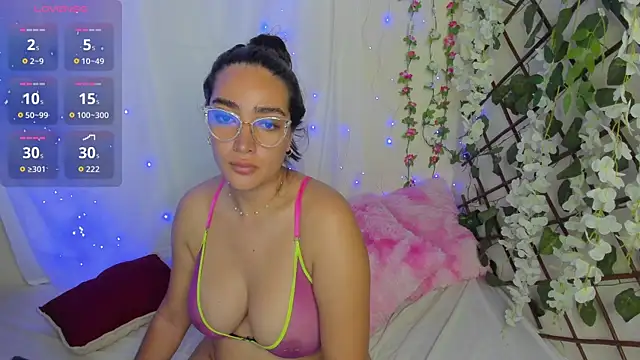 zara41 online show from June 6, 3:28 pm
