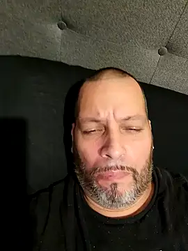 Just2much online show from December 1, 1:16 pm