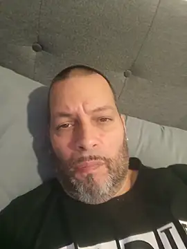 Just2much online show from February 9, 1:15 pm