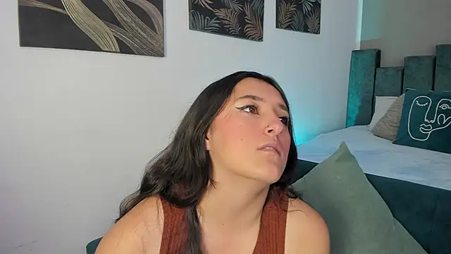 Kathia Morelli online show from October 14, 11:55 am